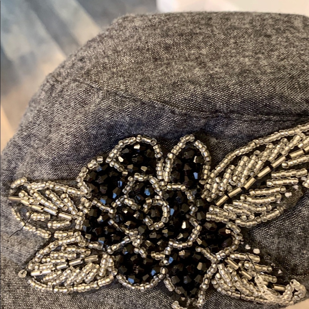 Decorative hat - Picture 2 of 5